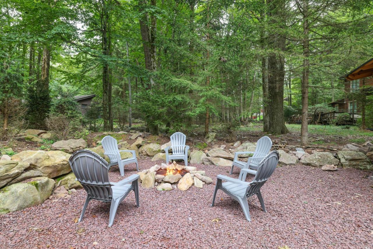 Whiskey Pines Retreat! Single Level Home, Outdoor Firepit, Ac, Bbq! Sleeps 9 In Lake Harmony! Exterior foto